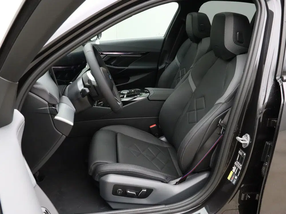 BMW i5 eDrive40 84 kWh M Sport Pro uit 2026, foto 4