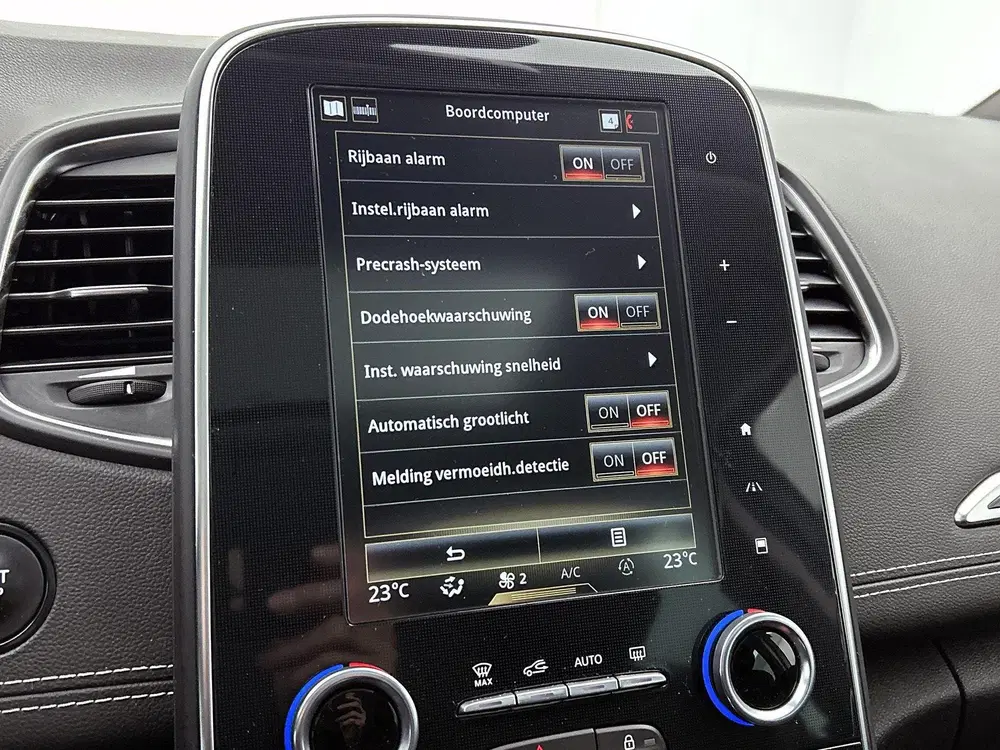 Renault Grand Scenic Grand Scénic 1.3 TCe Bose uit 2019, foto 13