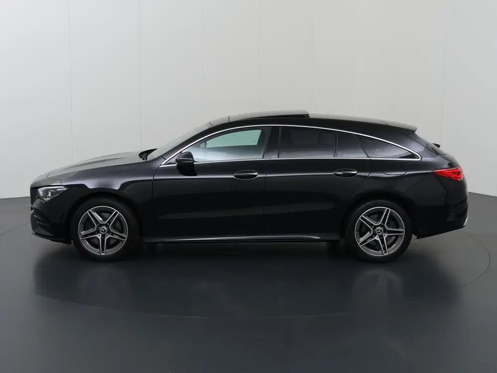 Mercedes-Benz CLA 250 e AMG Line uit 2023, foto 5