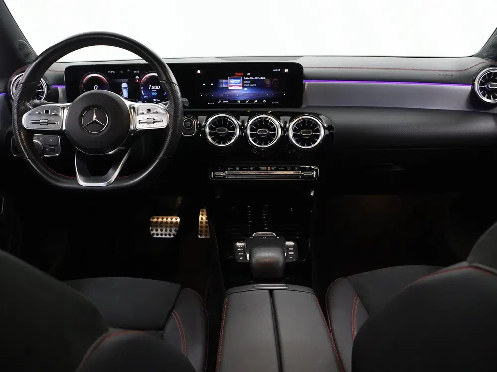 Mercedes-Benz CLA 250 e AMG Line uit 2023, foto 8