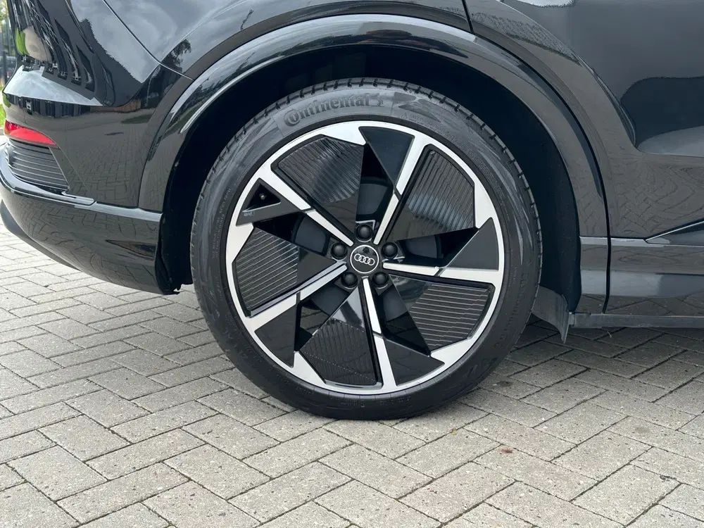 Audi Q4 e-tron 40 S-Line edition 77 kWh uit 2022, foto 11