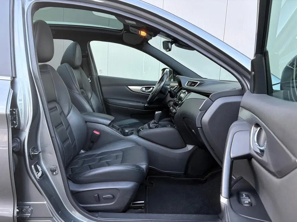 Nissan Qashqai 1.3 DIG-T 160PK Automaat Tekna+ Trekhaak uit 2019, foto 12