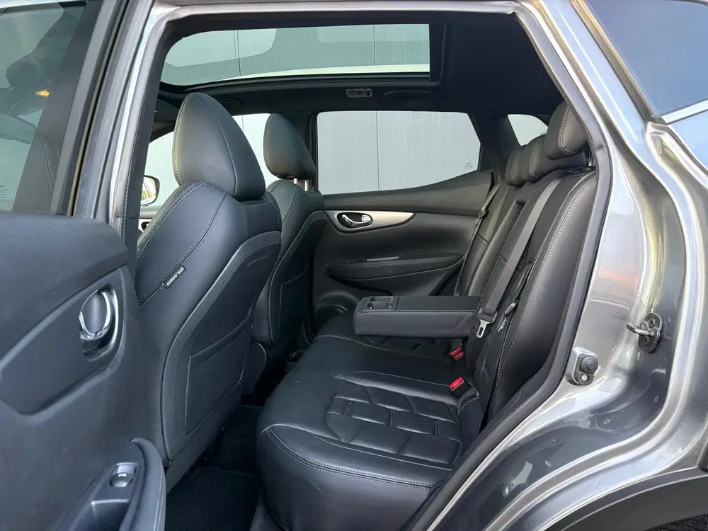 Nissan Qashqai 1.3 DIG-T 160PK Automaat Tekna+ Trekhaak uit 2019, foto 13