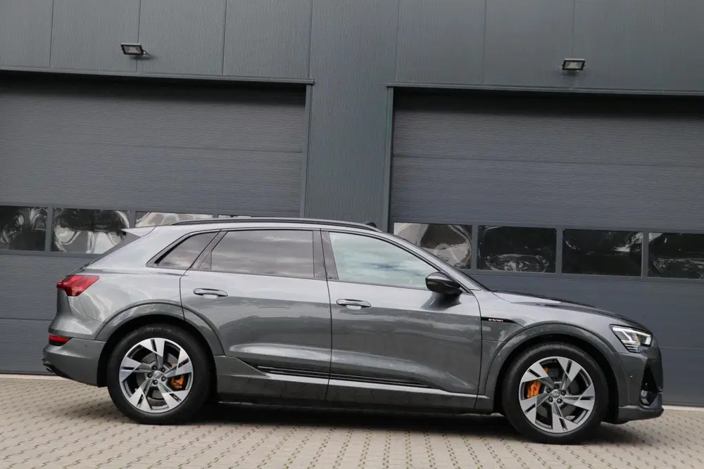 Audi e-tron e-tron 313PK uit 2019, foto 7