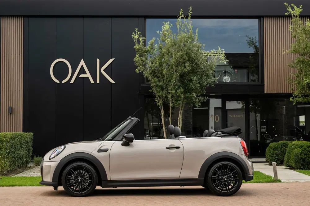 Mini Cabrio 1.5 Cooper Classic Aut. uit 2022