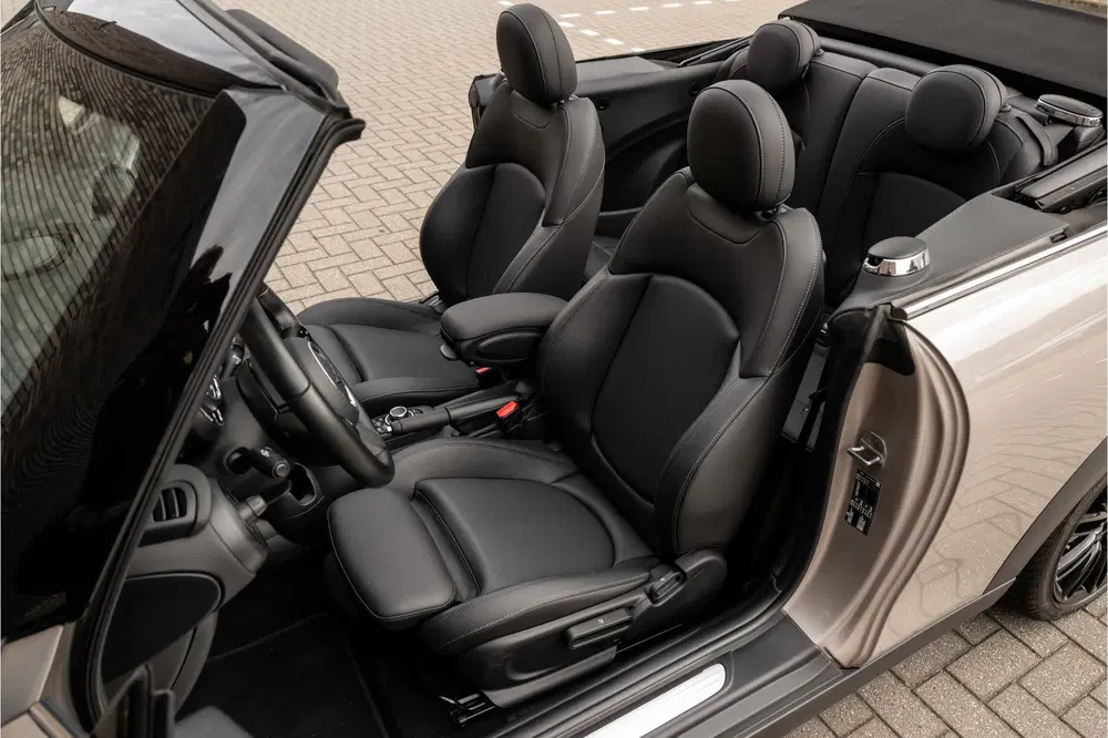 Mini Cabrio 1.5 Cooper Classic Aut. uit 2022, foto 15