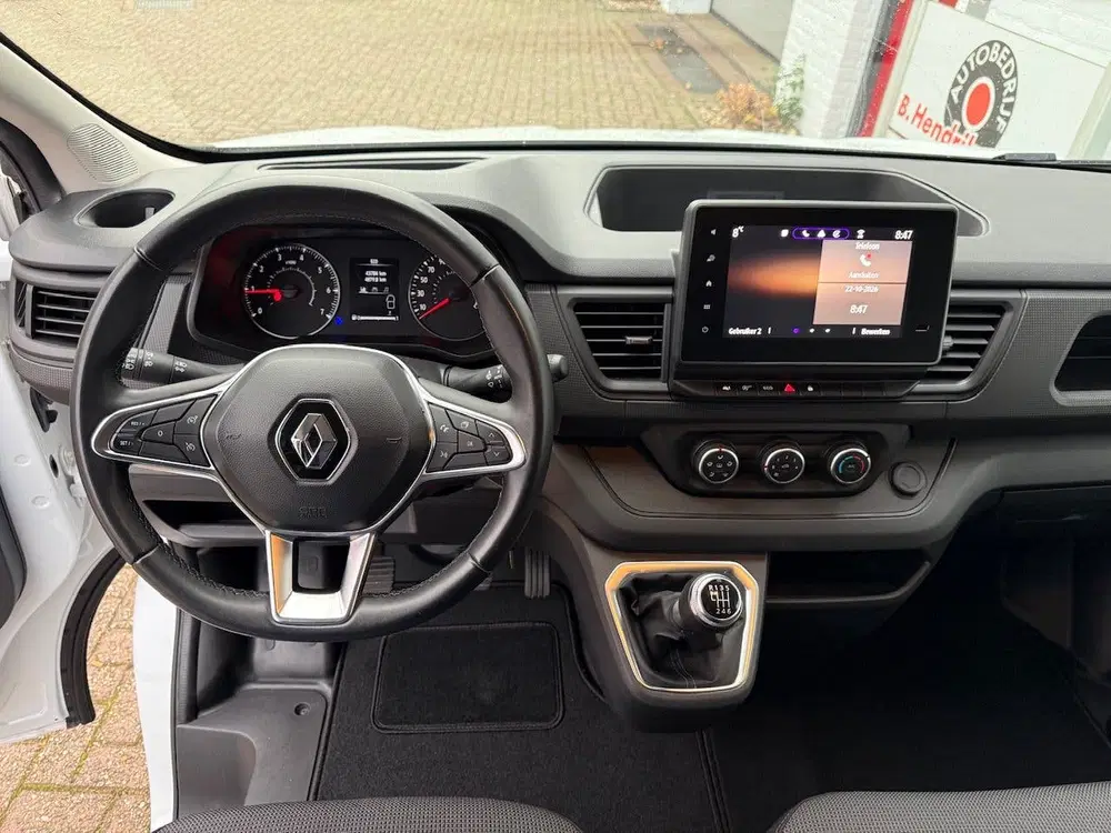 Renault Trafic GB 2.0 Blue dCi 130pk L2H1 T30 Work Editio uit 2024, foto 14