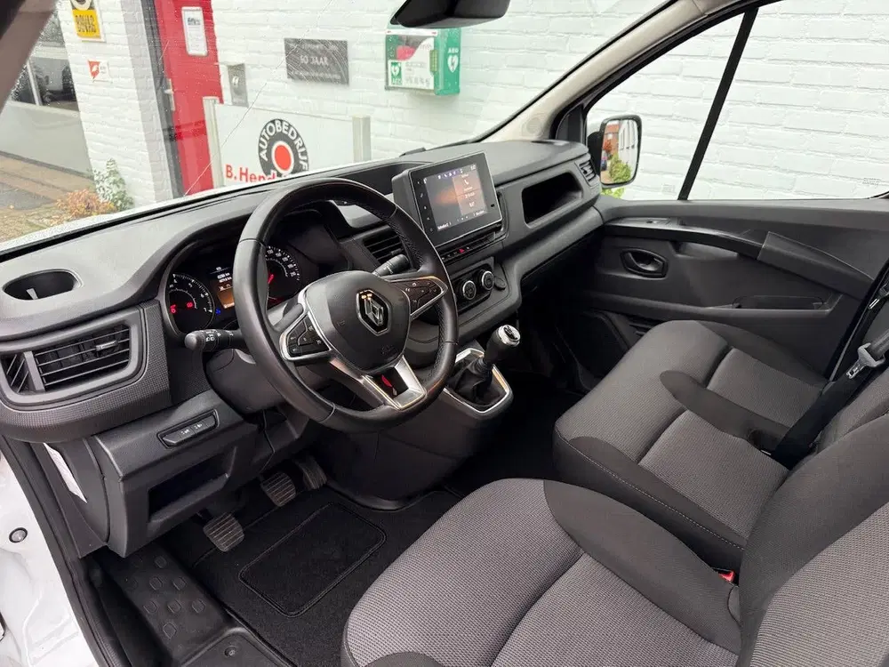 Renault Trafic GB 2.0 Blue dCi 130pk L2H1 T30 Work Editio uit 2024, foto 3