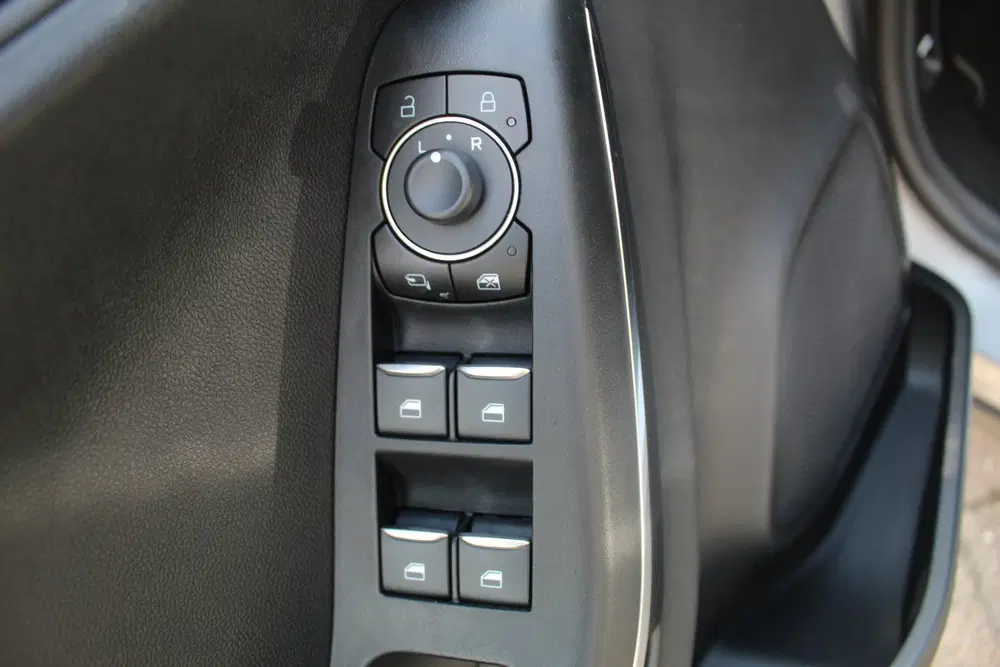 Ford Puma 1.0-125pk EcoBoost Mild-Hybrid Titanium X. uit 2024, foto 6