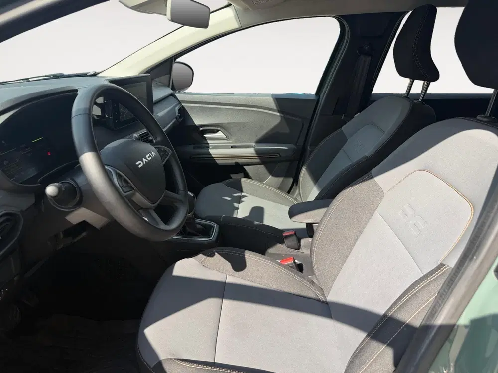 Dacia Jogger 1.6 Hybrid 140 Extreme 7p. uit 2025, foto 13