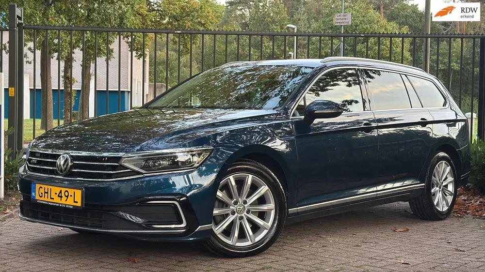 Volkswagen Passat 1.4 TSI PHEV GTE Business uit 2019