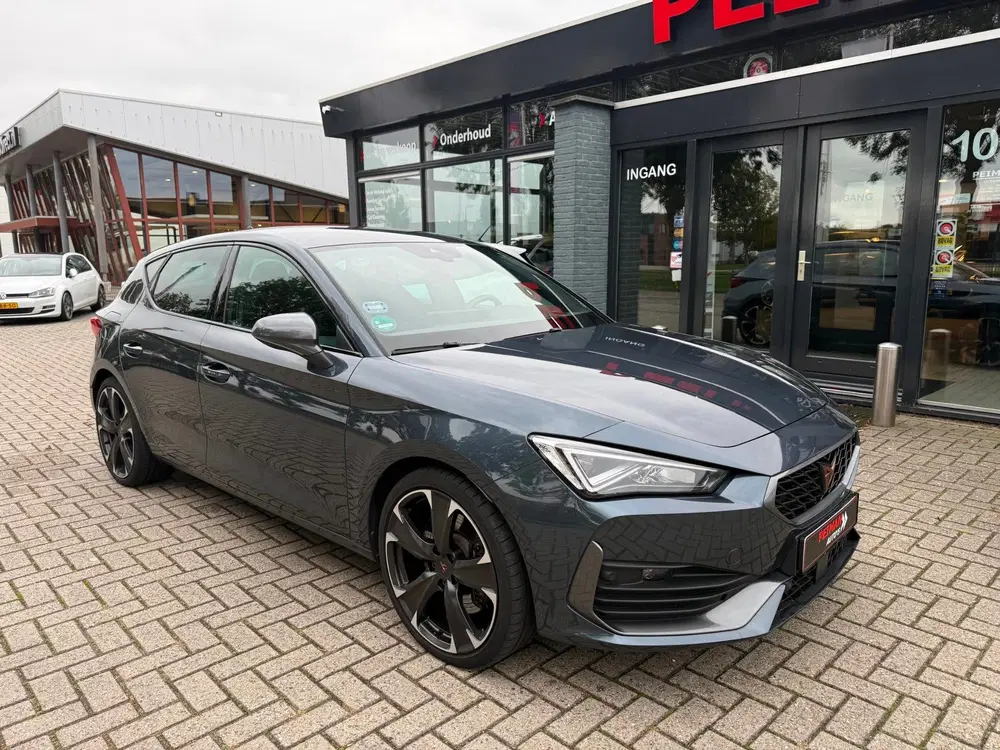 Cupra Leon 1.4 e-Hybrid VZ Business uit 2022, foto 15