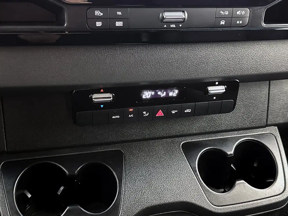 Mercedes-Benz Sprinter 419 CDI L2H2 RWD Distronic 360 Camera uit 2024, foto 13