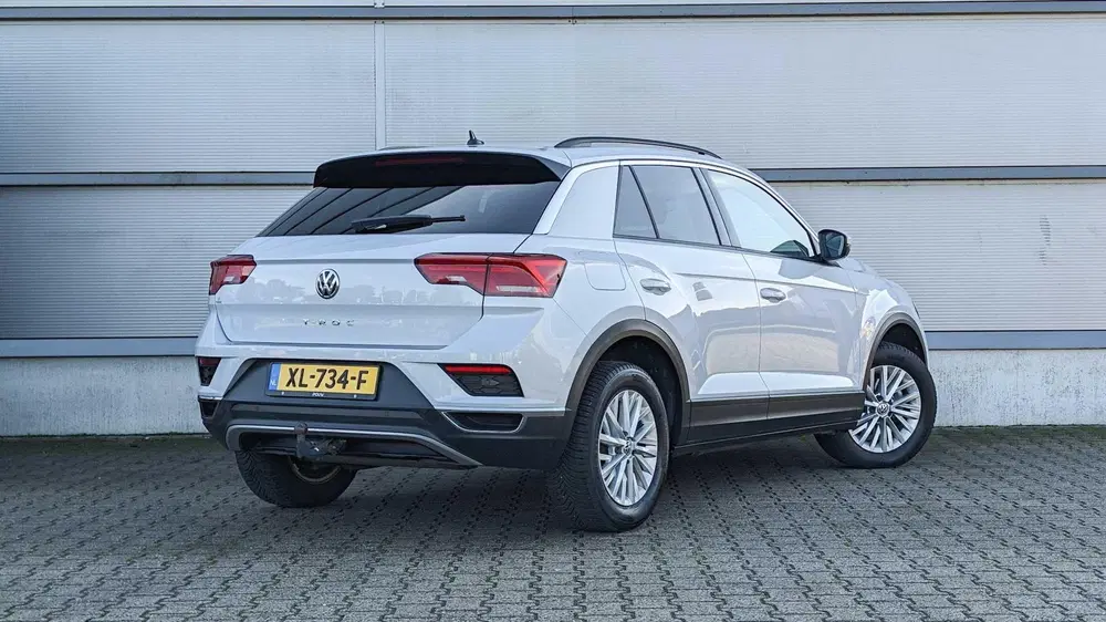 Volkswagen T-Roc 1.5 TSI 150pk DSG Style uit 2019, foto 2