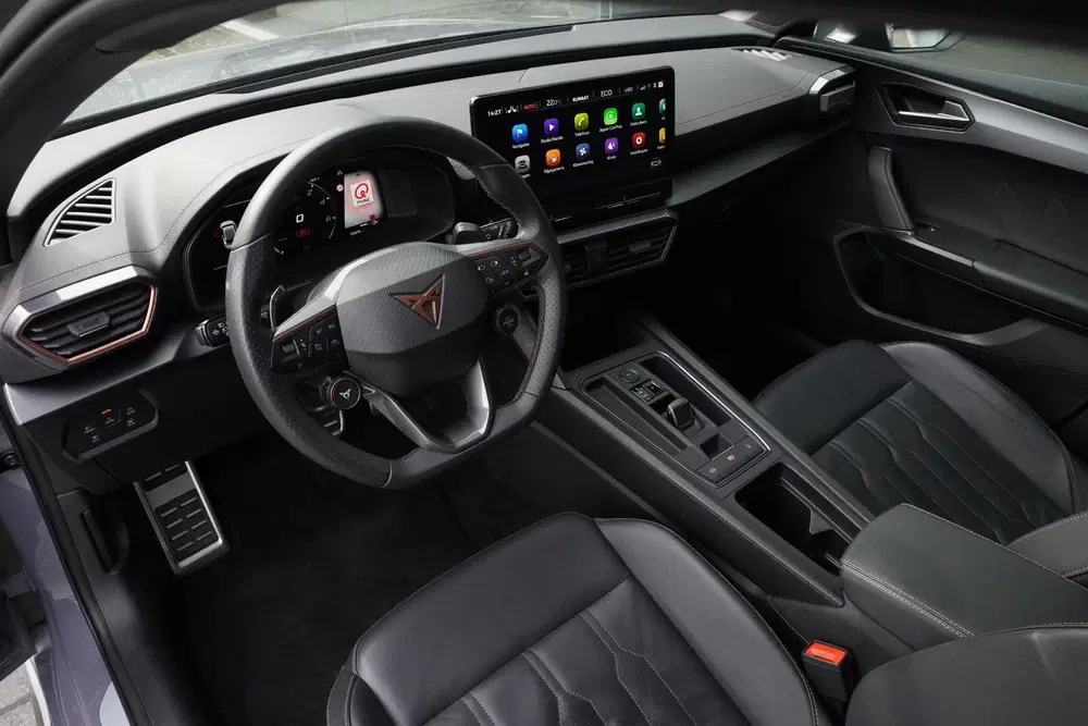 Cupra Leon 1.4 e-Hybrid VZ Black Edition uit 2023, foto 12