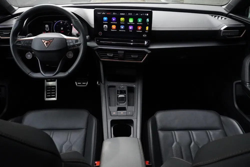 Cupra Leon 1.4 e-Hybrid VZ Black Edition uit 2023, foto 13
