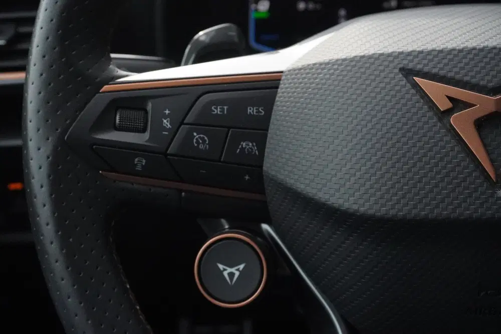 Cupra Leon 1.4 e-Hybrid VZ Black Edition uit 2023, foto 15