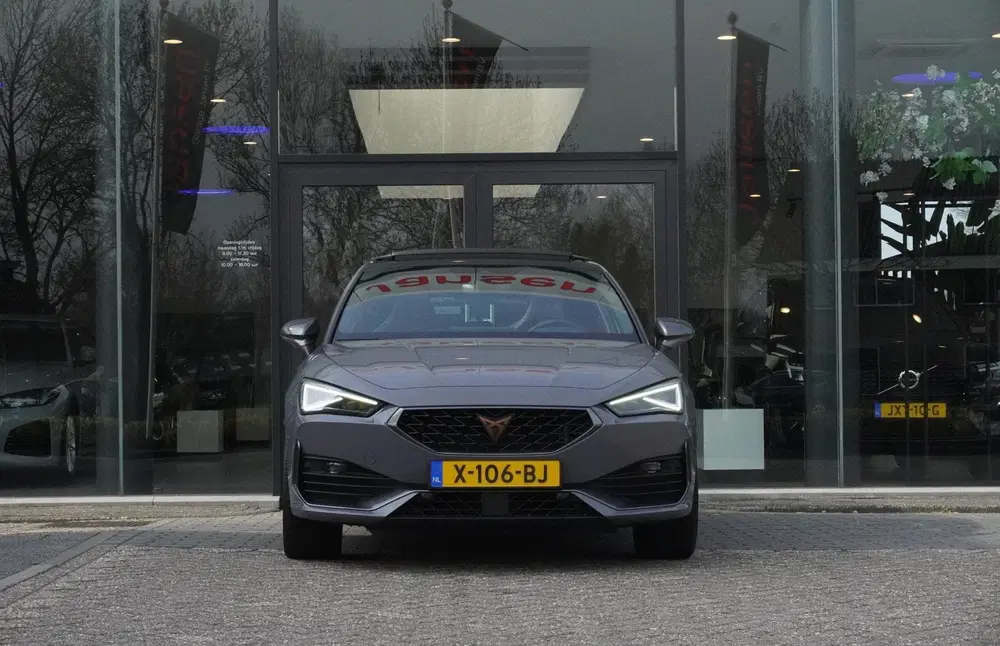 Cupra Leon 1.4 e-Hybrid VZ Black Edition uit 2023, foto 3