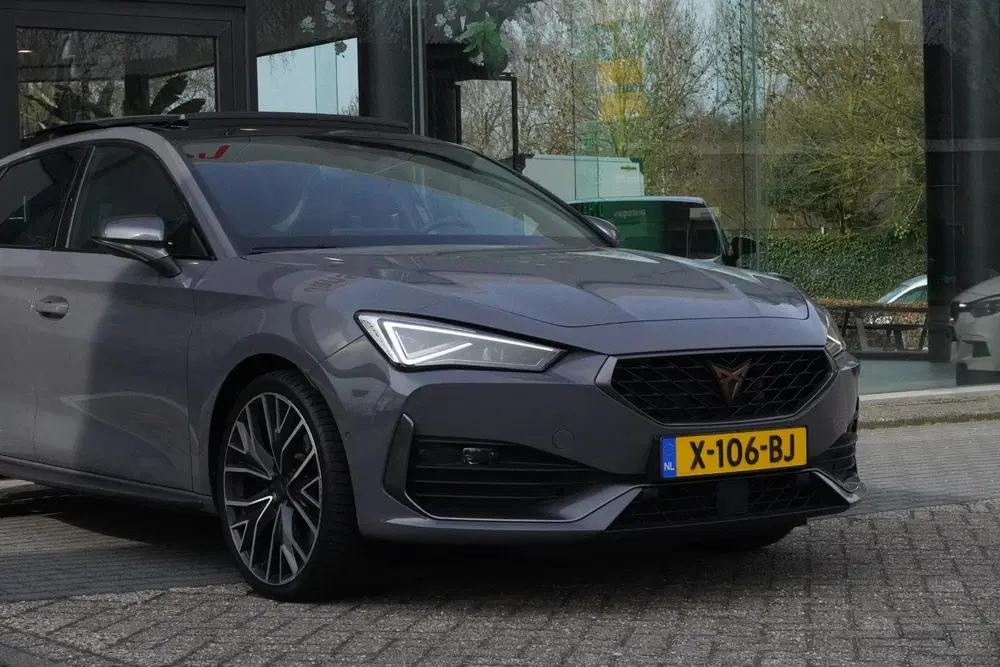 Cupra Leon 1.4 e-Hybrid VZ Black Edition uit 2023, foto 5
