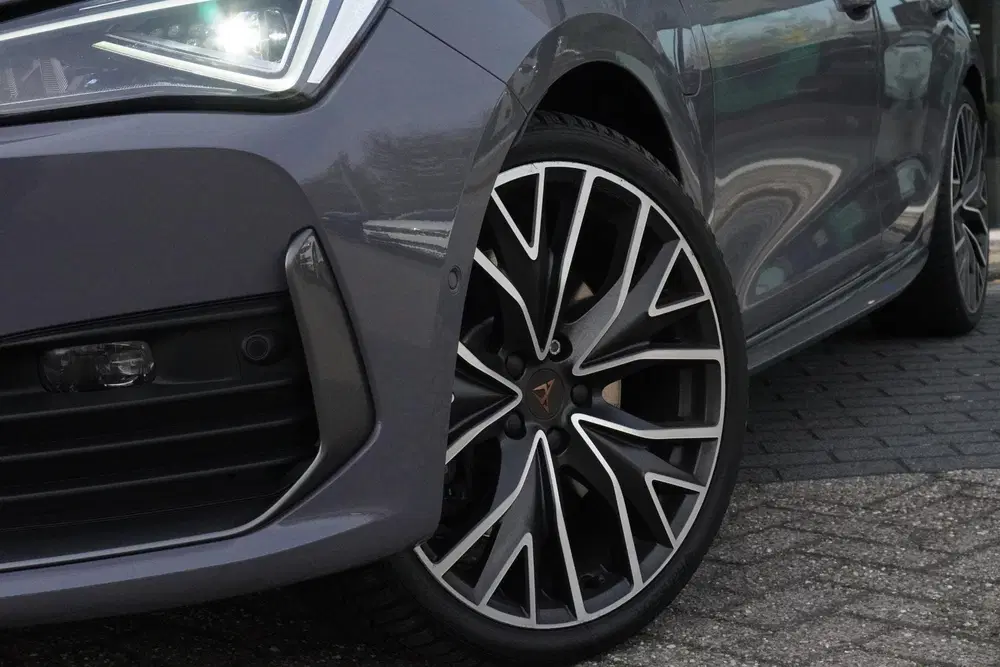 Cupra Leon 1.4 e-Hybrid VZ Black Edition uit 2023, foto 7