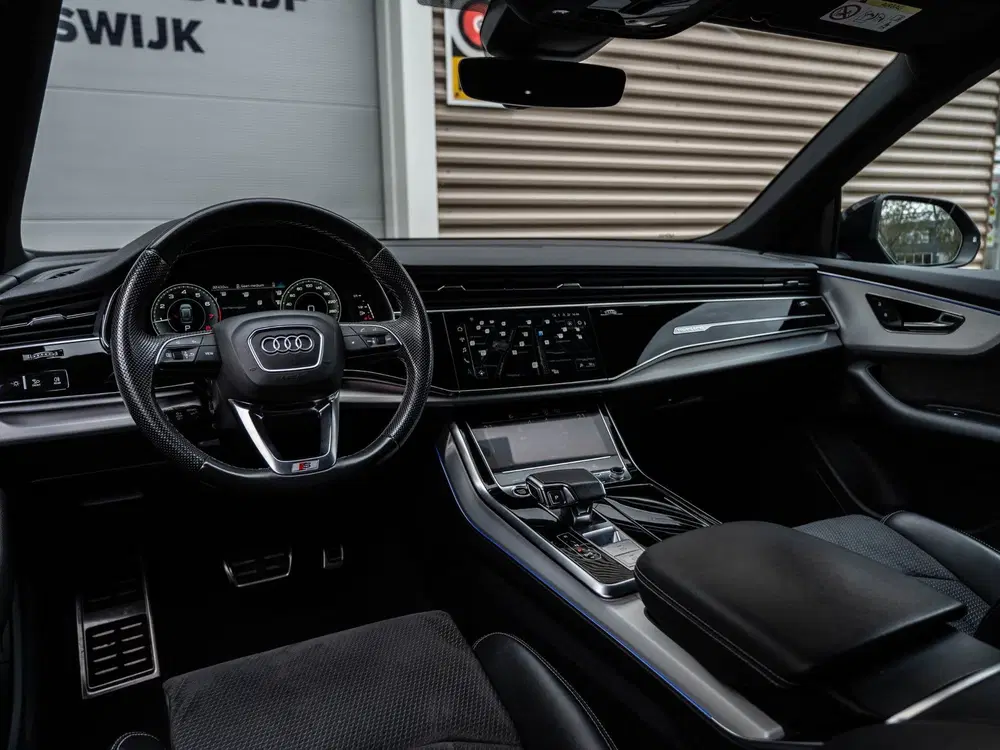 Audi Q8 55 TFSI e quattro S-Line Pano uit 2022, foto 14