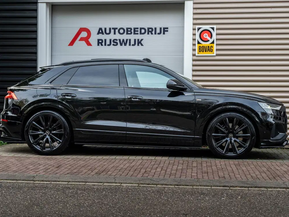 Audi Q8 55 TFSI e quattro S-Line Pano uit 2022, foto 5