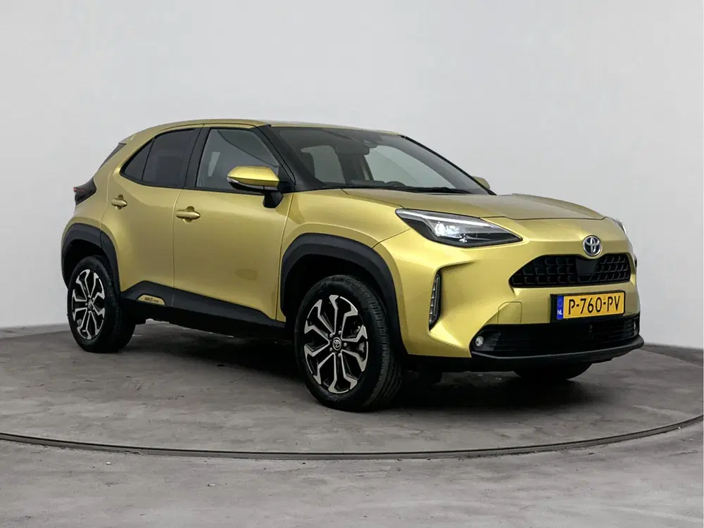 Toyota Yaris Cross 1.5 Hybrid First Edition (bj 2022) uit 2022, foto 12