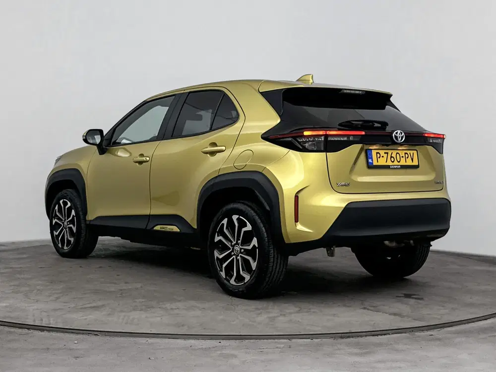 Toyota Yaris Cross 1.5 Hybrid First Edition (bj 2022) uit 2022, foto 13