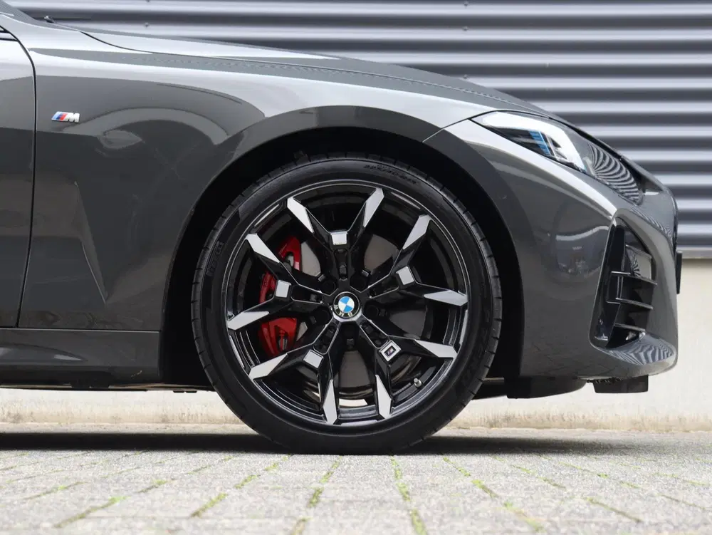 BMW 4-serie Cabrio 420i uit 2026, foto 10