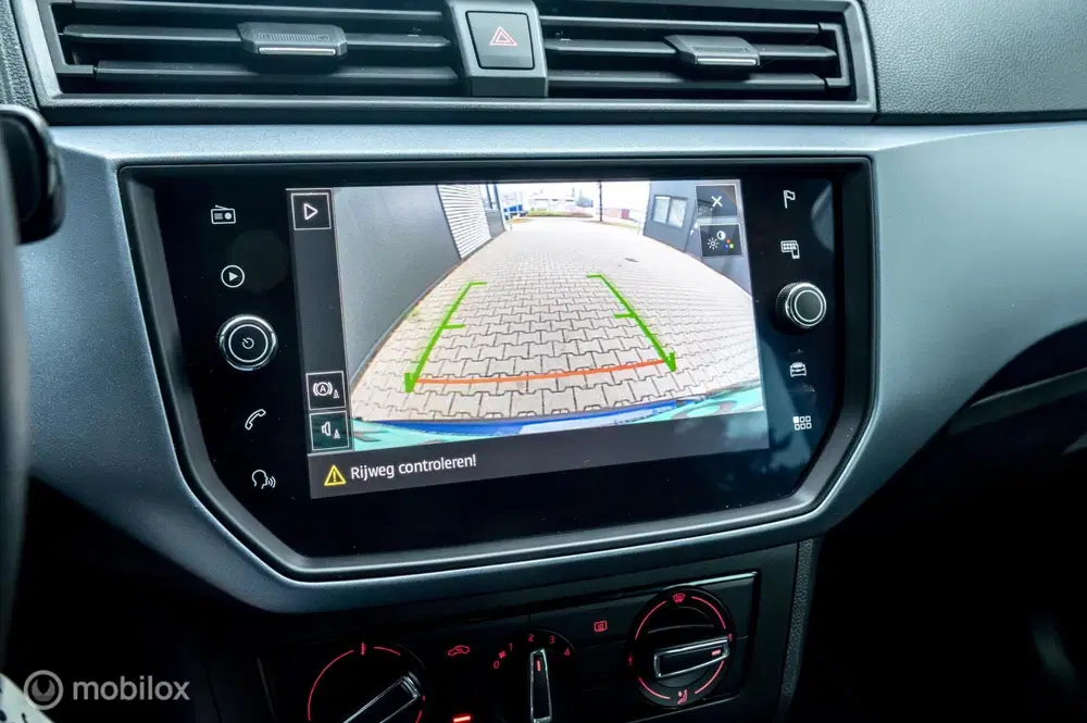 SEAT Arona 1.0 TSI Style uit 2020, foto 14
