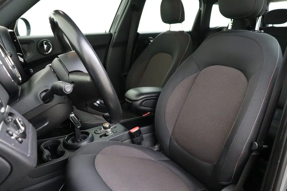 Mini Countryman Cooper Automaat uit 2019, foto 8