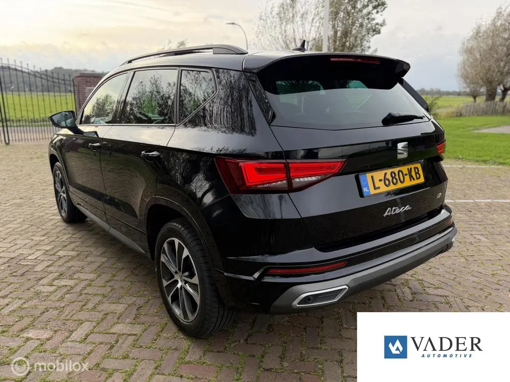 SEAT Ateca 1.5 TSI DSG FR Pano Virtual ACC LED Full L uit 2021, foto 3