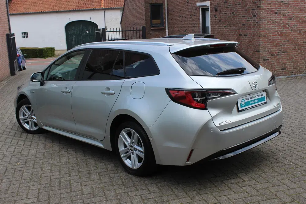 Suzuki Swace 1.8 Hybrid Style Bliss uit 2021, foto 3