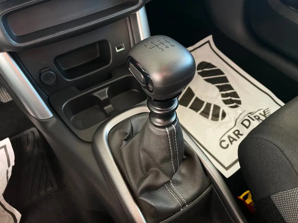 Citroën C3 Aircross Citroen C3 AIRCROSS 1.2 PureTech S&S Shine uit 2020, foto 15