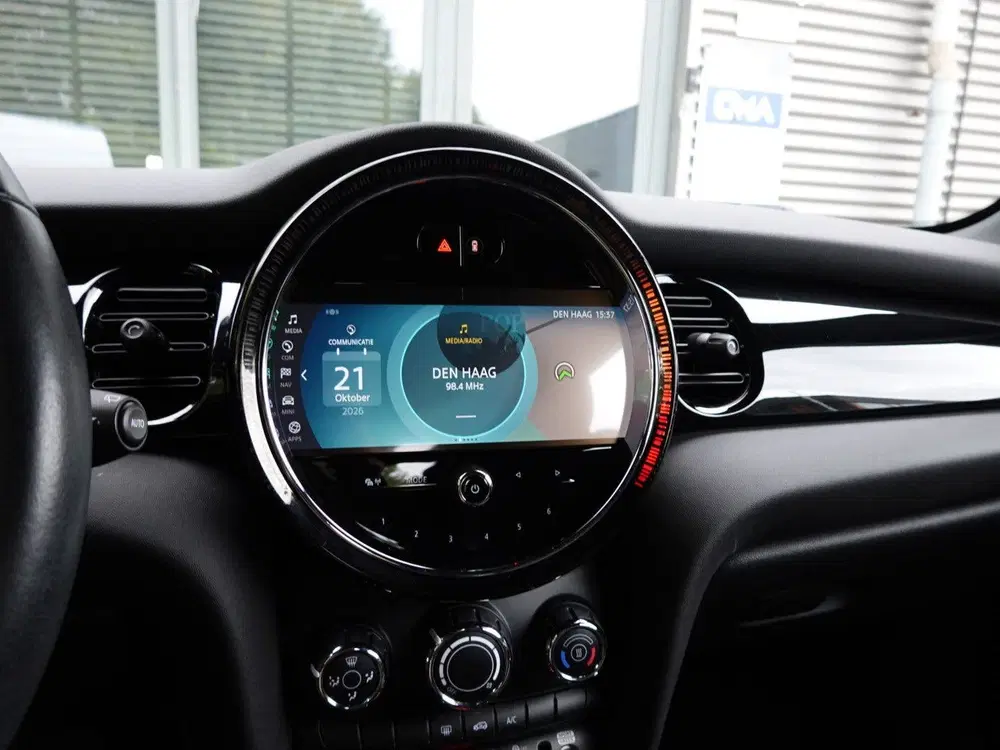 Mini Cooper 1.5 Cooper Classic uit 2021, foto 14