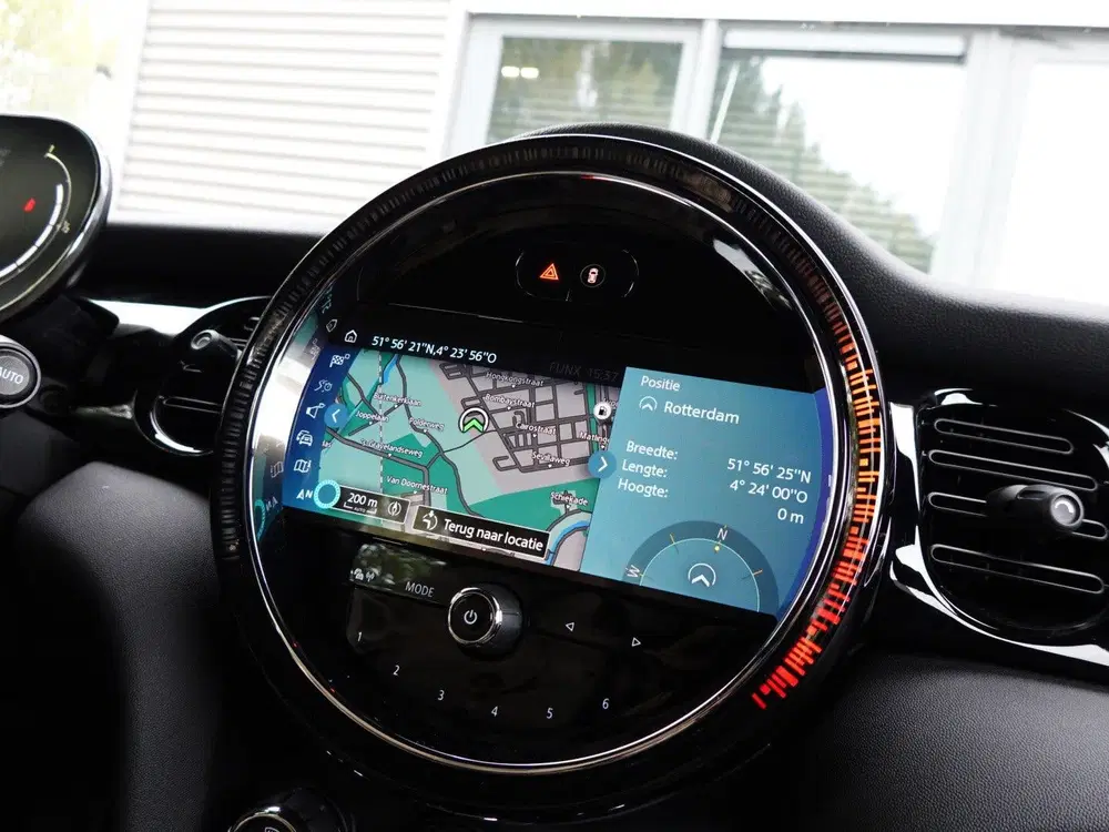 Mini Cooper 1.5 Cooper Classic uit 2021, foto 15