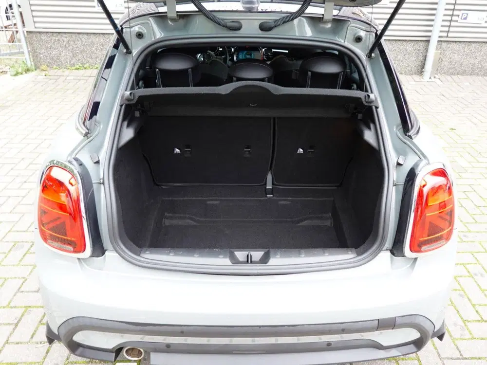 Mini Cooper 1.5 Cooper Classic uit 2021, foto 8