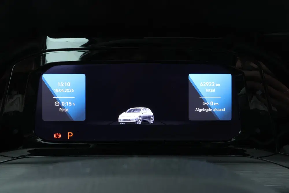 Volkswagen Golf 1.5 eTSI R-Line Memory Seat uit 2020, foto 15