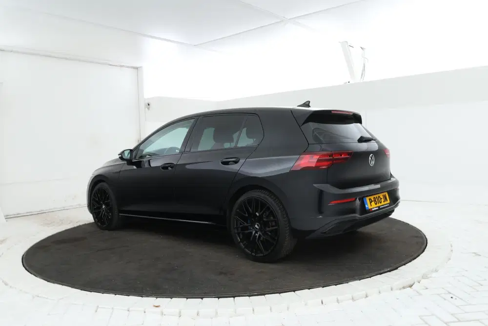 Volkswagen Golf 1.5 eTSI R-Line Memory Seat uit 2020, foto 3