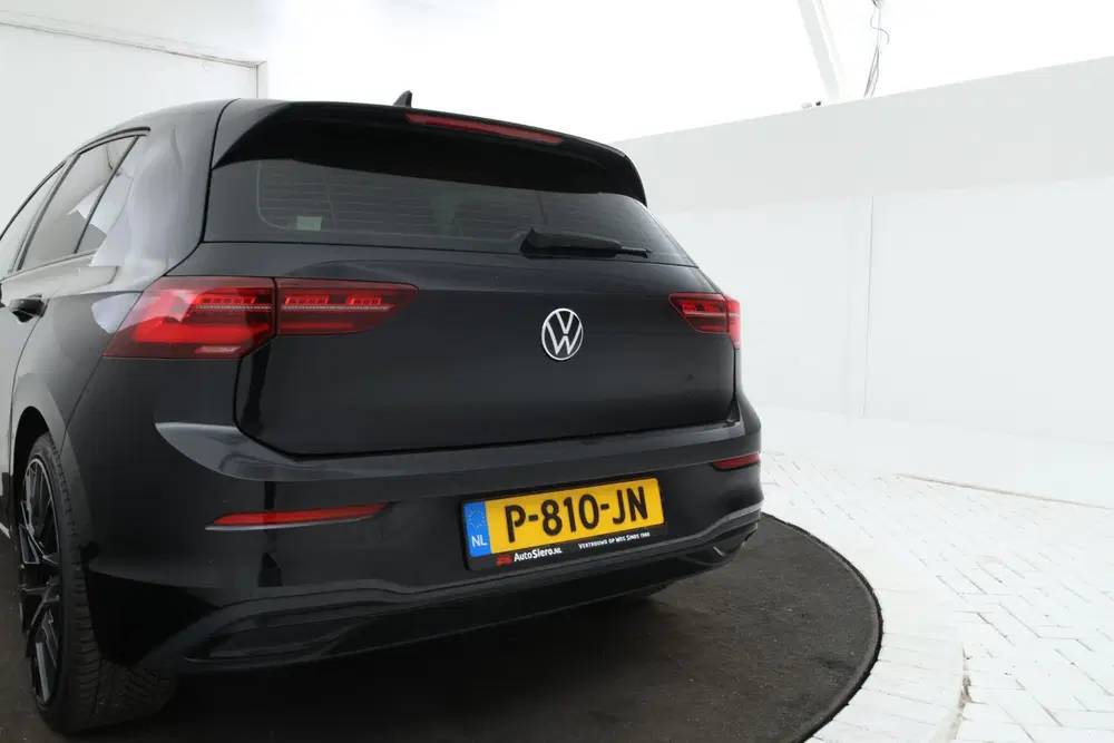 Volkswagen Golf 1.5 eTSI R-Line Memory Seat uit 2020, foto 8