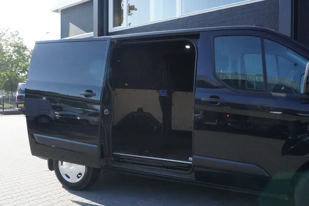 Ford Transit Custom 2.0 TDCI 170PK Automaat EURO 6 uit 2020, foto 10