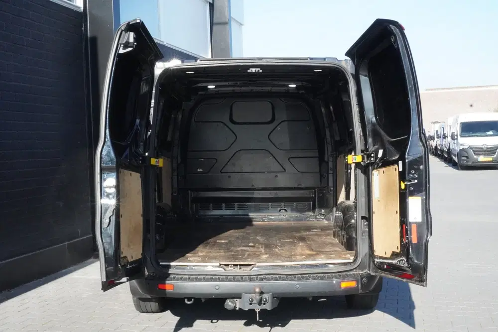 Ford Transit Custom 2.0 TDCI 170PK Automaat EURO 6 uit 2020, foto 9
