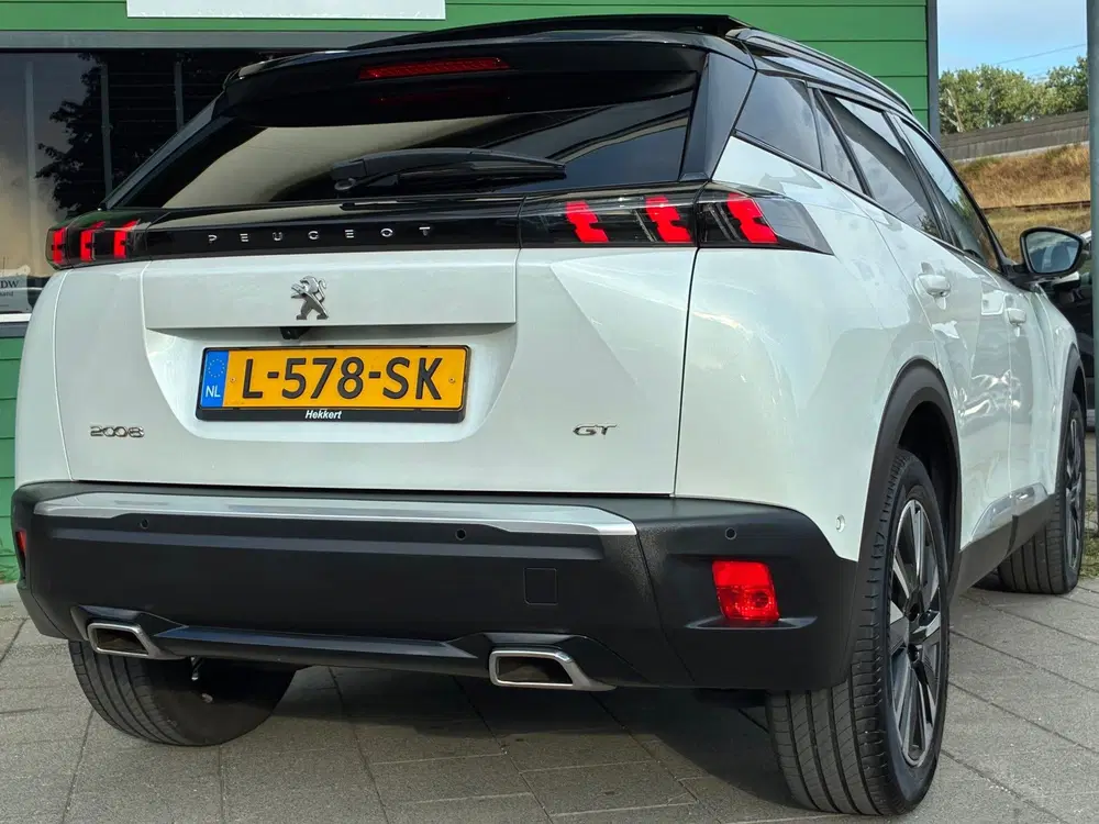 Peugeot 2008 1.2 PureTech GT uit 2021, foto 9