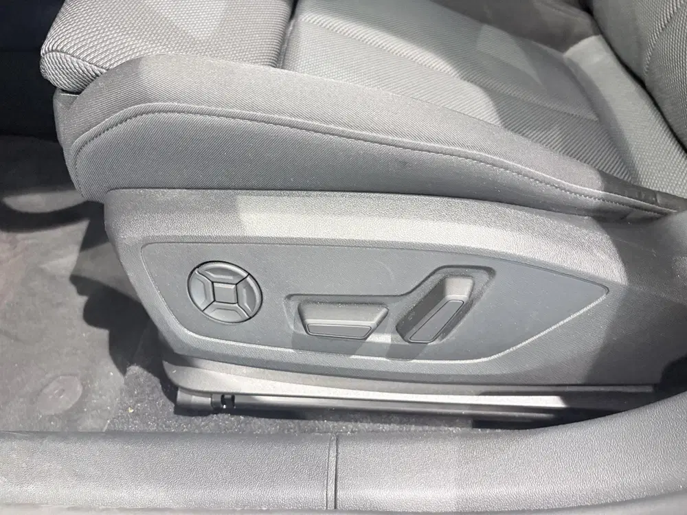 Audi A3 40 TFSI e Advanced edition 204 PK Airco uit 2025, foto 13