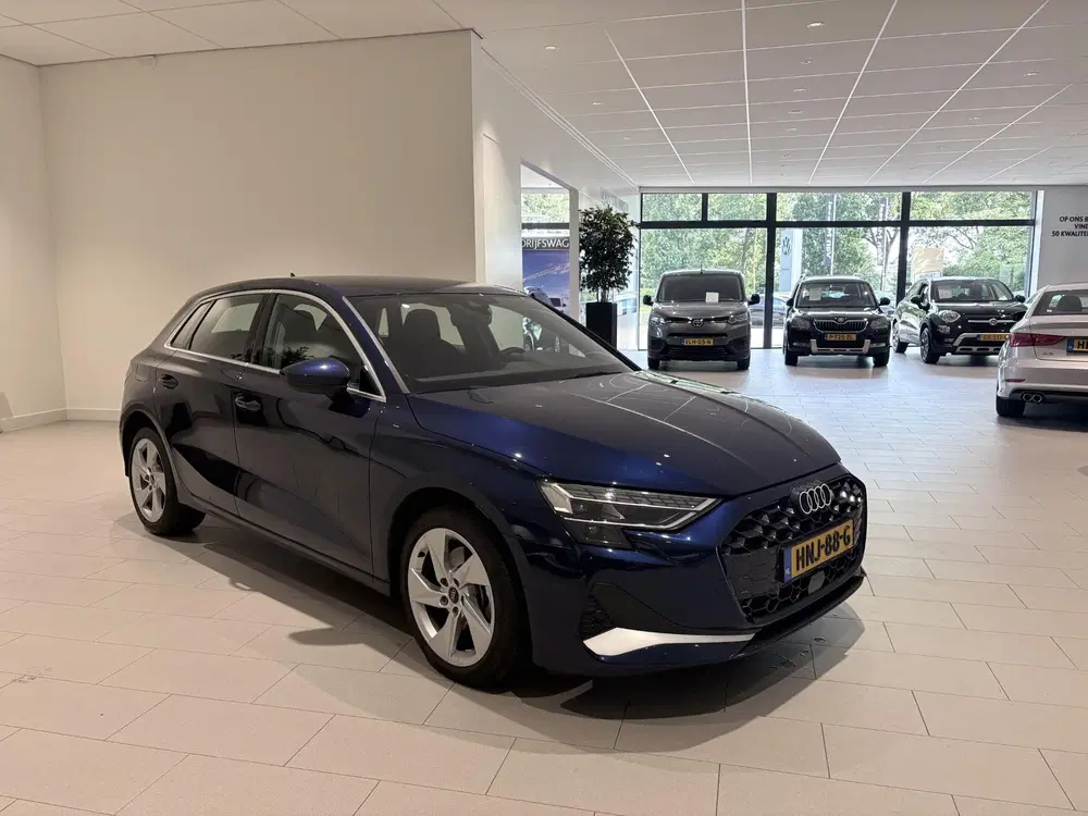 Audi A3 40 TFSI e Advanced edition 204 PK Airco uit 2025, foto 7