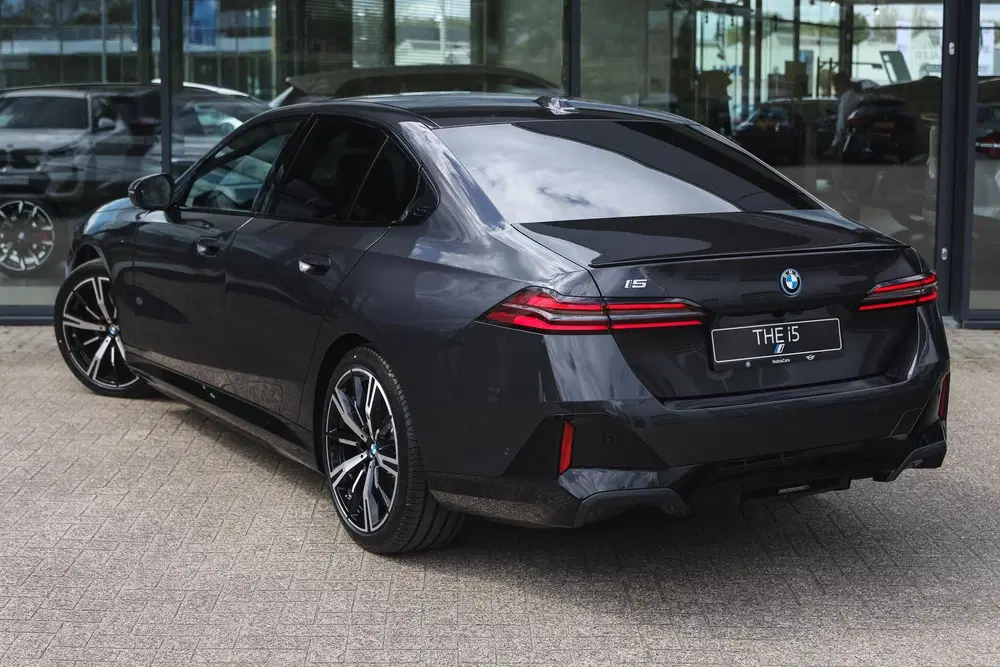 BMW i5 eDrive40 M Sport uit 2026, foto 2
