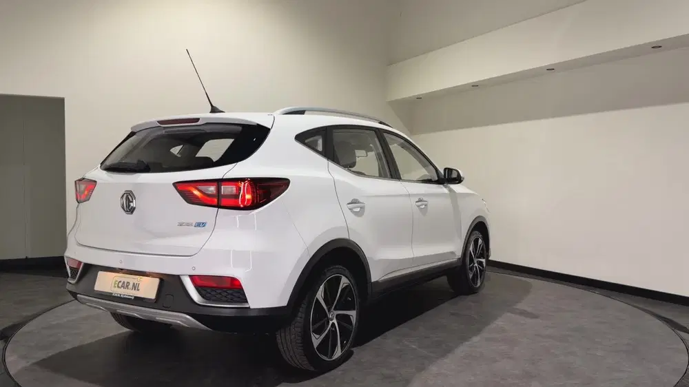 MG ZS EV Luxury 45 kWh uit 2020, foto 3