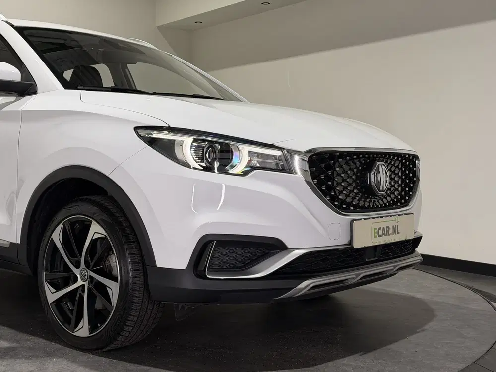 MG ZS EV Luxury 45 kWh uit 2020, foto 9