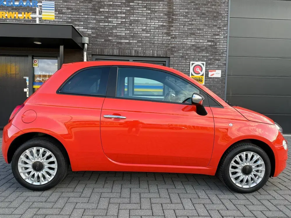 Fiat 500 1.0 Hybrid uit 2023, foto 4