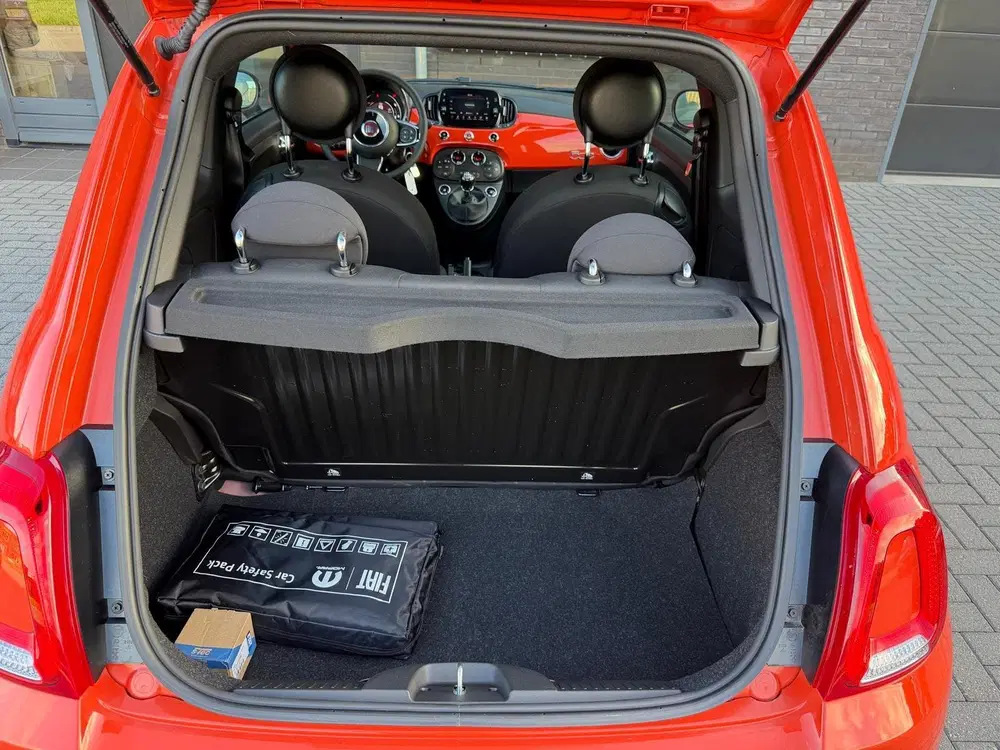 Fiat 500 1.0 Hybrid uit 2023, foto 8